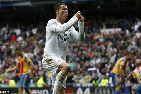Ronaldo ghi bàn mở tỷ số