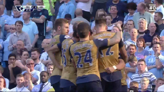 Sanchez ghi bàn san bằng tỷ số