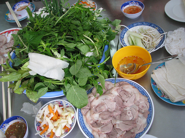 Món ăn vặt ở Sài Gòn