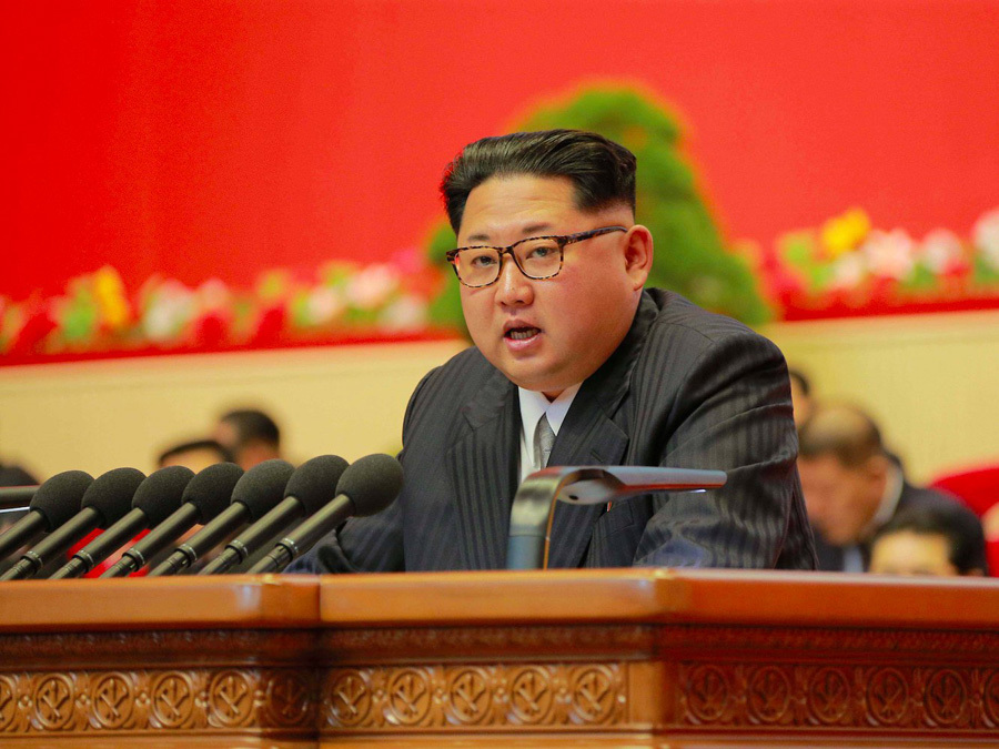 Vì sao Kim Jong Un dịu giọng với Mỹ, Hàn?