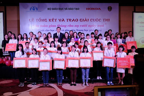 Hơn 80 vạn HS học ATGT cùng Honda Việt Nam