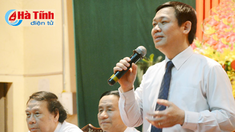 Phó Thủ tướng Vương Đình Huệ hát 'Câu đợi câu chờ'