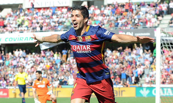 Suarez bùng nổ, Barca đăng quang La Liga