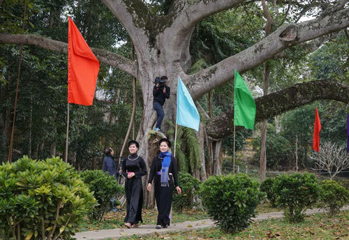 Theo chân Bác: Từ đình Hồng Thái tới lán Nà Nưa