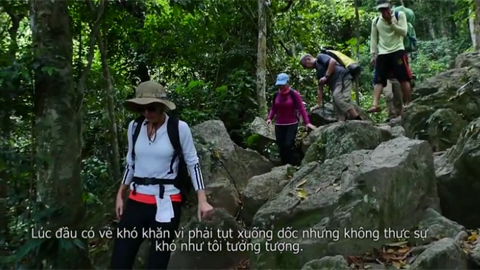 Đại sứ thăm hang Sơn DDooong - Quảng Bình