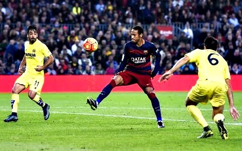 Xem 10 pha làm bàn đẹp nhất của Barca mùa giải 2015/16