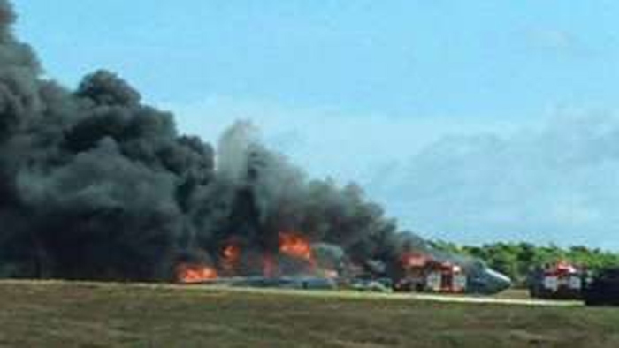 Máy bay B-52 của Mỹ rơi ở Guam, bốc cháy ngùn ngụt