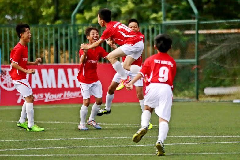 Cầu thủ nhí tranh vé đến Nhật
