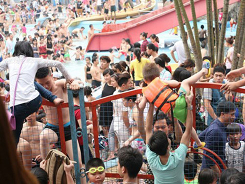 'Người lớn hành động thế thì mong gì ở thế hệ tương lai?'