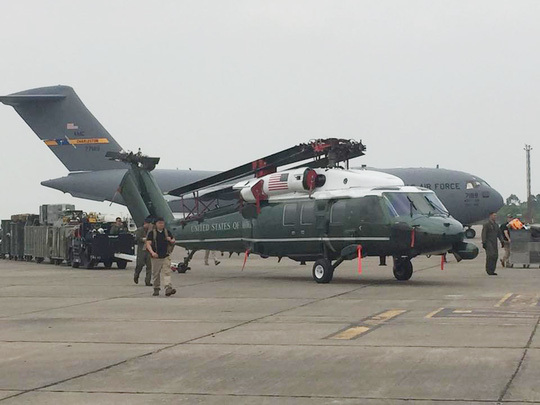 Trực thăng Marine One thứ 2 của Obama tới Tân Sơn Nhất