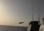 Video hiếm chiến đấu cơ Nga "vờn" tàu chiến Mỹ