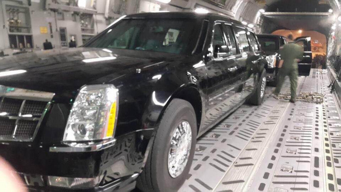Cadillac One của ông Obama vừa xuống Nội Bài