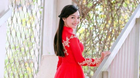 Cô gái tặng hoa Tổng thống Obama là ai?