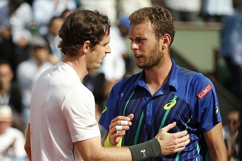 Roland Garros: Murray suýt bị loại bởi tay vợt vô danh