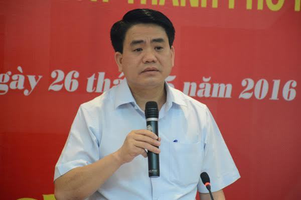 Chủ tịch Hà Nội công khai số điện thoại với công nhân