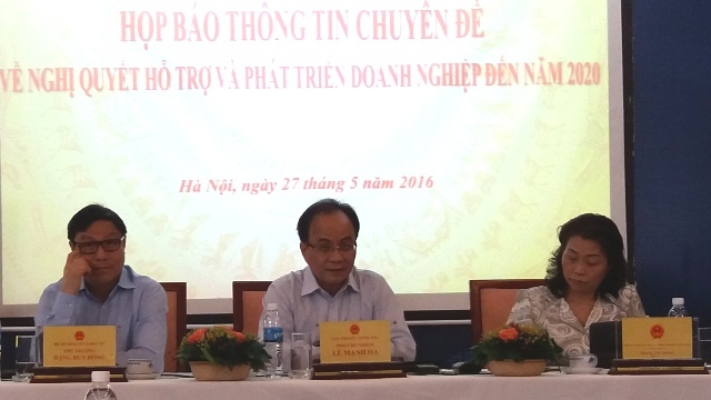 'Phí giao thông ảnh hưởng đến từng cân thịt, mớ rau'