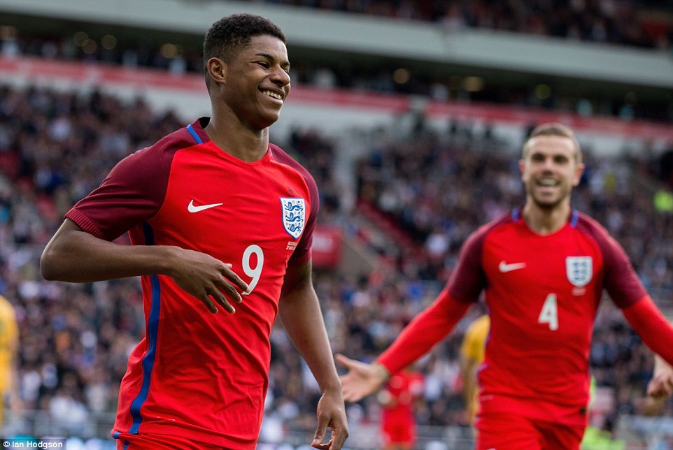 Rashford ra mắt như mơ, tuyển Anh hạ Australia