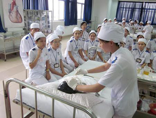 Cơ hội làm điều dưỡng tại Nhật, lương 40 triệu/tháng