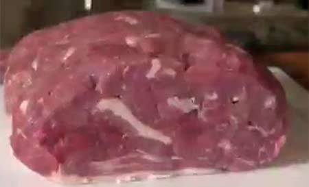 Bóc mẽ chiêu thức làm thịt bít tết từ những miếng thịt vụn