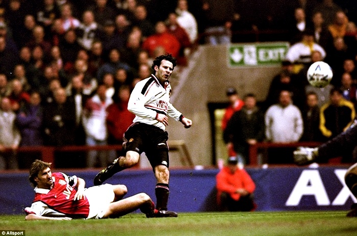 Top 10 bàn thắng đẹp nhất của Giggs cho Man Utd