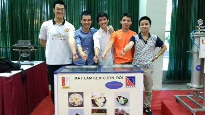 Chiếc máy làm kem gây náo loạn trường Bách khoa