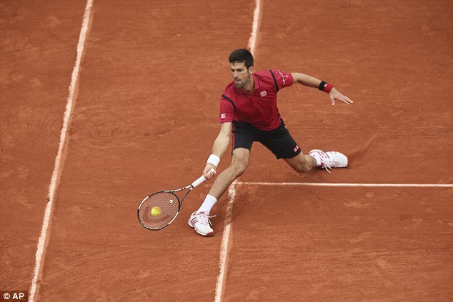 Djokovic đả bại Berdych, ghi tên mình vào bán kết