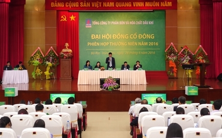 PVFCCo - Top 50 công ty niêm yết tốt nhất VN