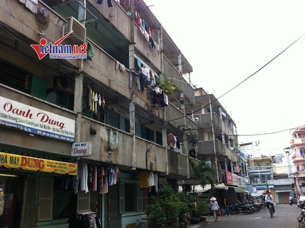 Sài Gòn xin 'giải cứu' hàng vạn dân khu ổ chuột