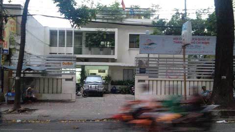 Nữ tạp vụ trộm 100 triệu của phó giám đốc sở