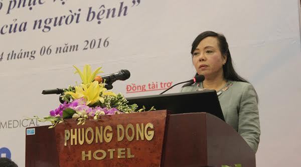 Bộ trưởng Y tế ‘tấn công’ nhà vệ sinh bệnh viện