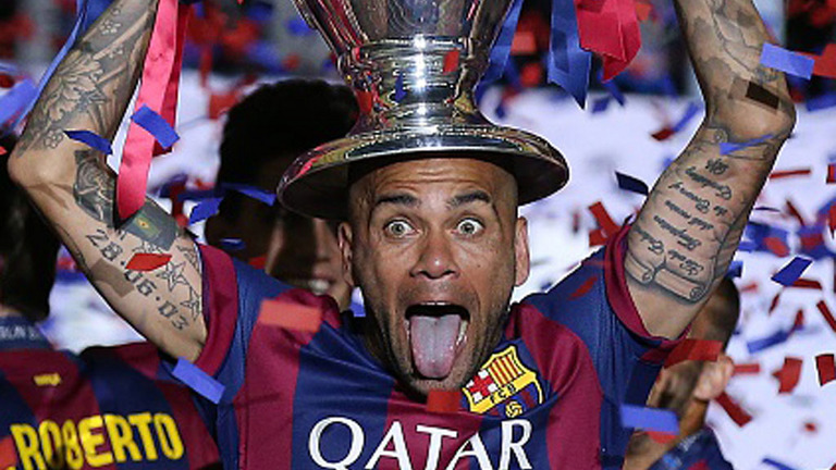 Alves tiết lộ lý do 