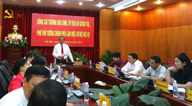 Không để xin xỏ, luồn lách mới vào được Nhà nước