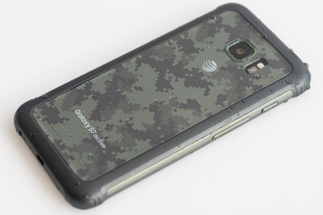 Galaxy S7 Active trình làng: pin 'khủng', siêu bền