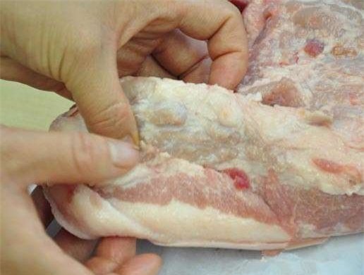 Bác sĩ mách bạn 7 thứ thịt tuyệt đối không nên ăn