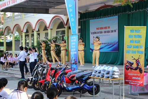 1/7: phạt xe đạp, xe máy điện chưa đăng ký