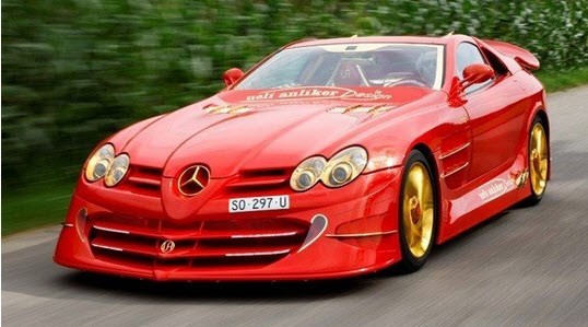 Cô gái lái siêu xe dát vàng, đá quý giá 200 tỷ