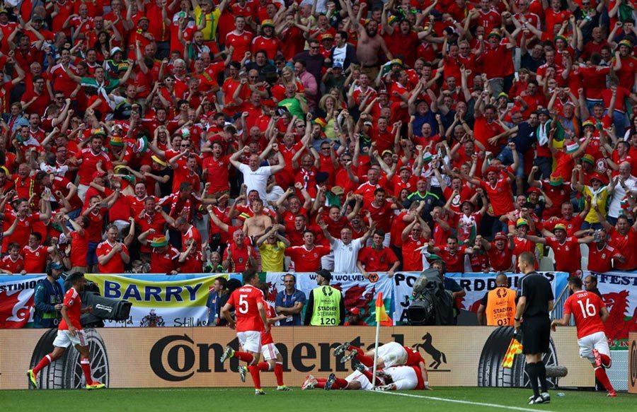 Video bàn thắng Xứ Wales 2-1 Slovakia