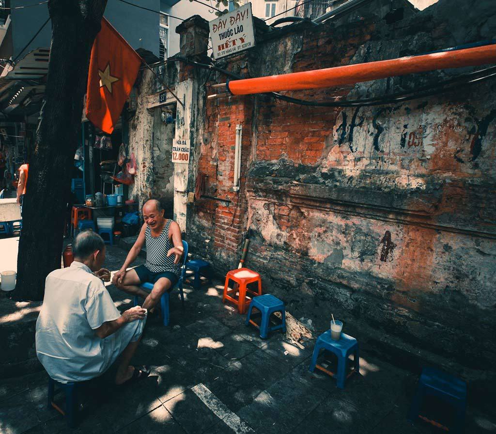 Trà đá vỉa hè Hà thành: Mô hình kinh doanh đáng nể