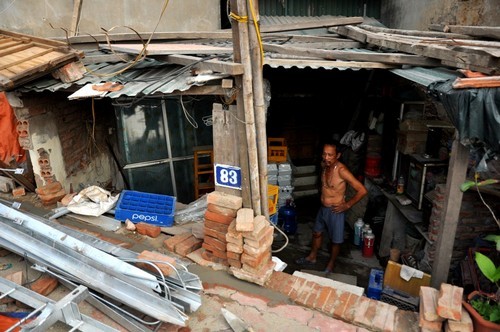 Nhà dân biến thành