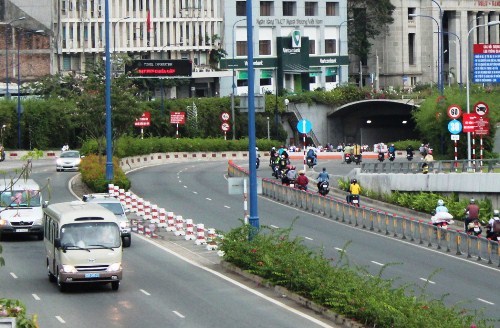 Hầm Thủ Thêm đóng tối đa 3 giờ để dọn vệ sinh
