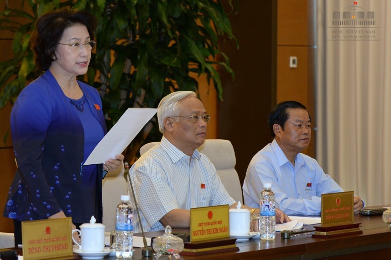 Lấy nợ mới trả nợ cũ, địa phương vô tư 'cứ nợ đi'?