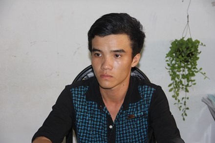 Đánh bạn gái, đâm tử vong người can ngăn