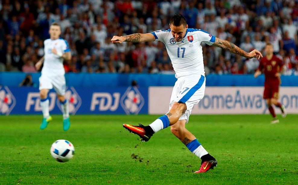 Video bàn thắng Nga 1-2 Slovakia