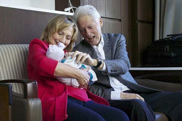 Hillary đón cháu ngoại thứ hai