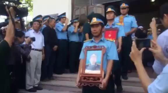 tang lễ phi công Trần Quang Khải