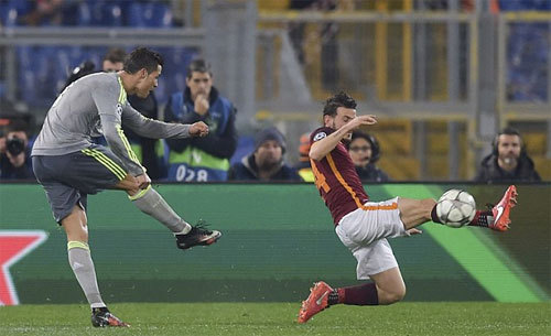 Ronaldo nhận liều 