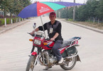 1001 kiểu độ xe máy chống nắng nóng chỉ có ở Việt Nam