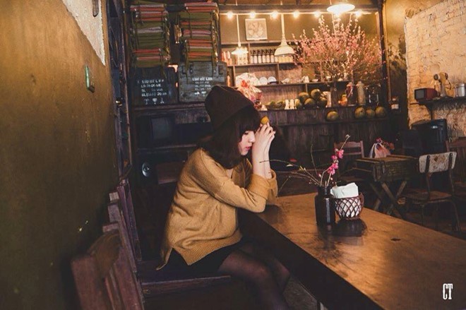 10 quán cà phê kiểu bao cấp hút giới trẻ ở Hà Nội