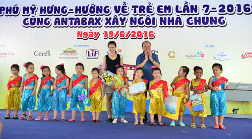 Ấn tượng màn trình diễn của ‘tài năng trẻ’ Phú Mỹ Hưng