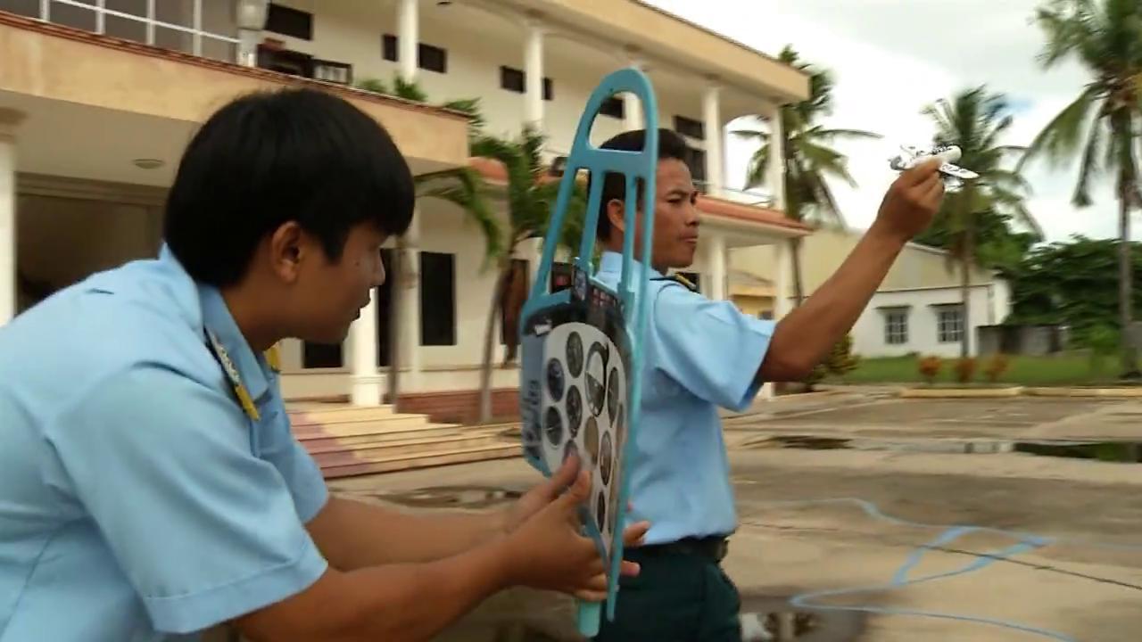 Phi công Su-30, Casa 212 khổ luyện khắt khe